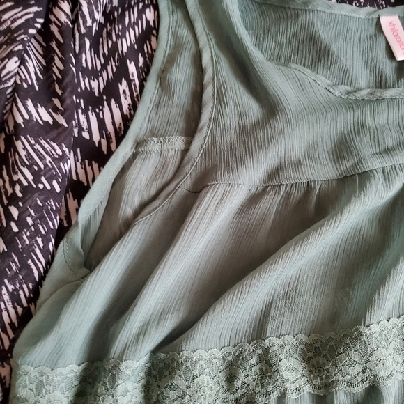 Dressy Tank Top W/Poncho Cover-up - Picture 6 of 7